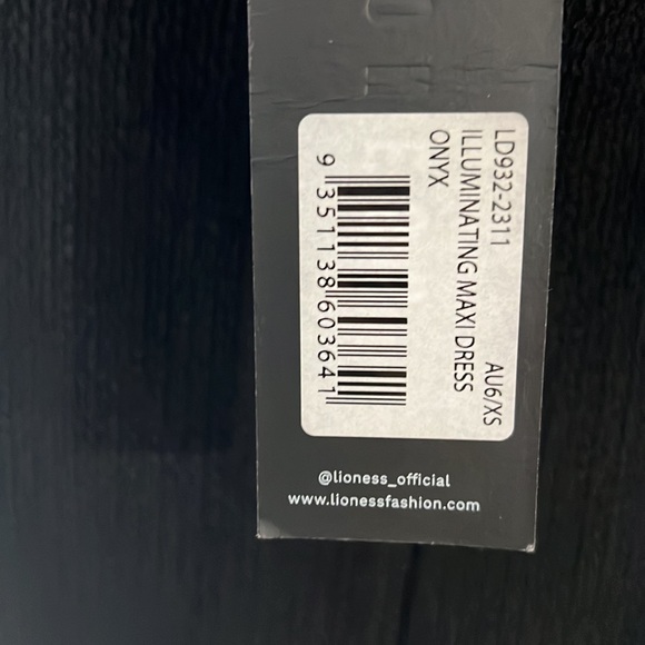 LIONESS Illuminating Maxi Dress - Picture 7 of 10